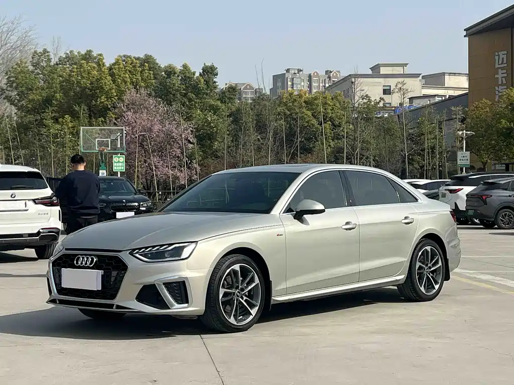 Audi A4L 2024