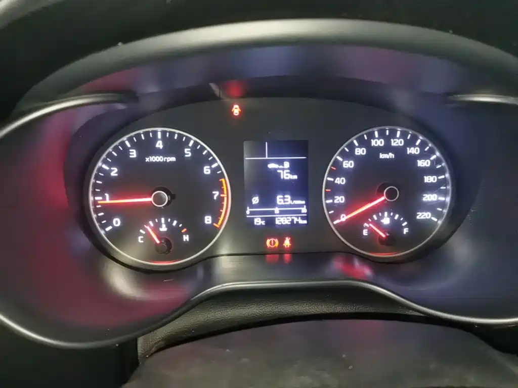 Kia K2 — миниатюра 12