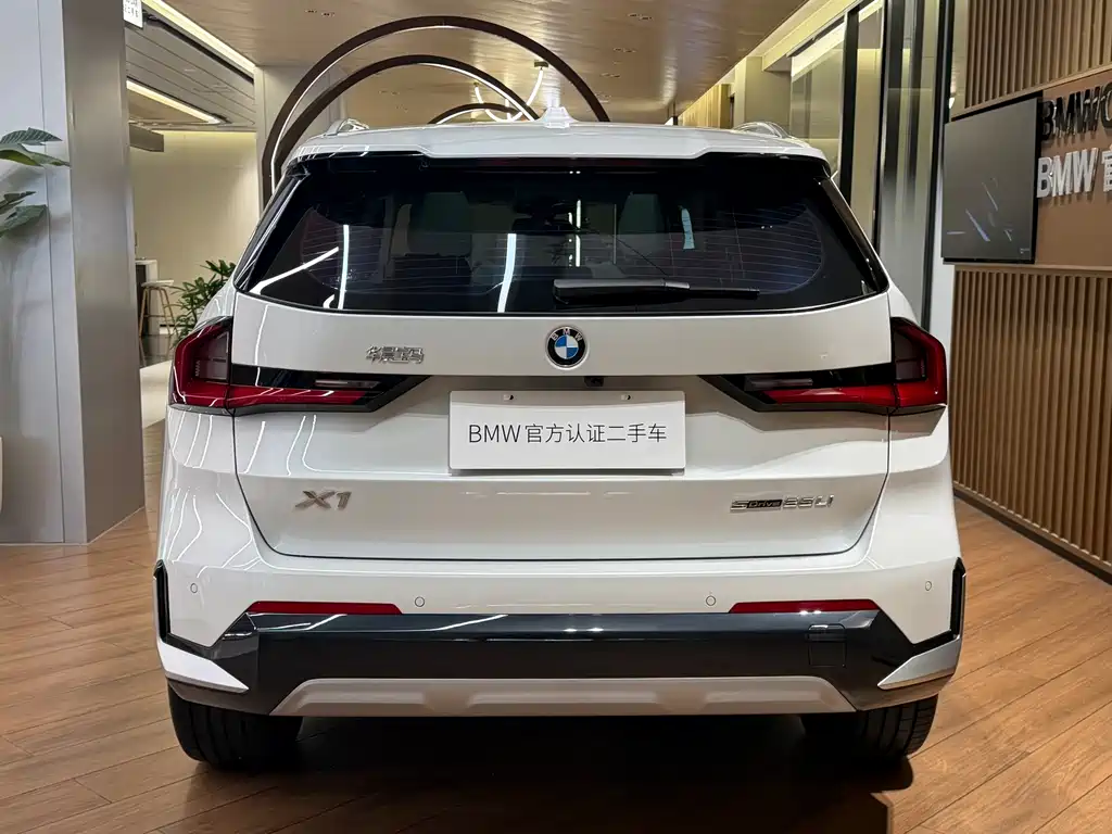 BMW X1 2025 sDrive25Li X