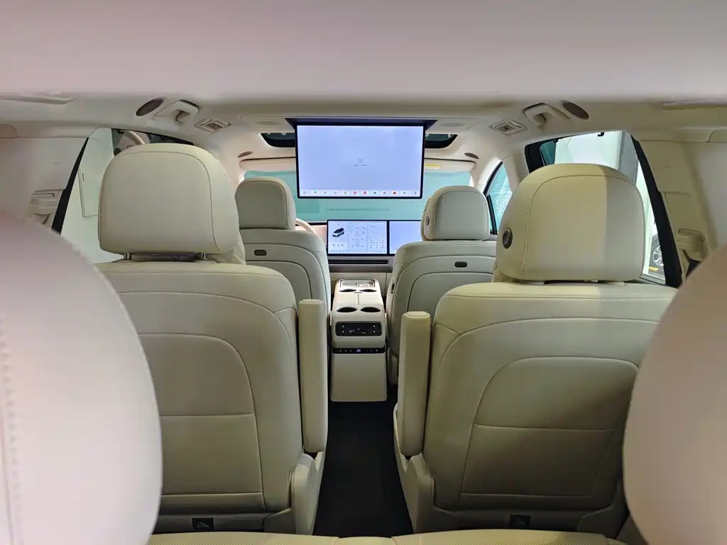 Li Auto Li i8 — миниатюра 12