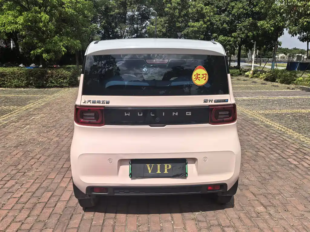 Wuling MINIEV — миниатюра 5