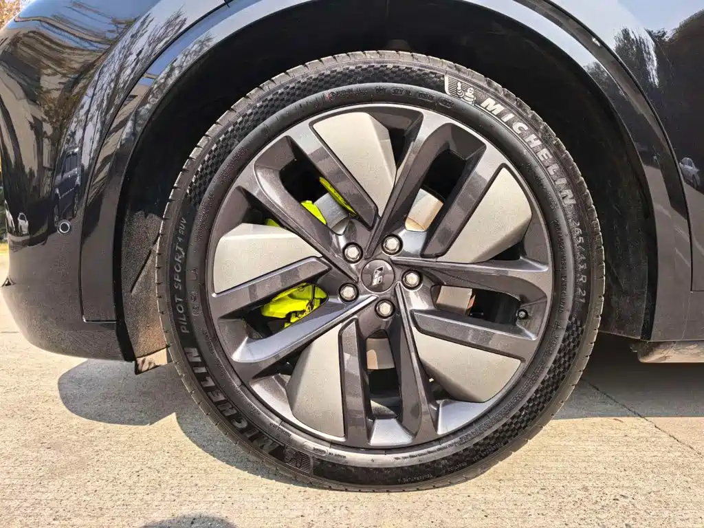Li Auto Li L8 — миниатюра 15