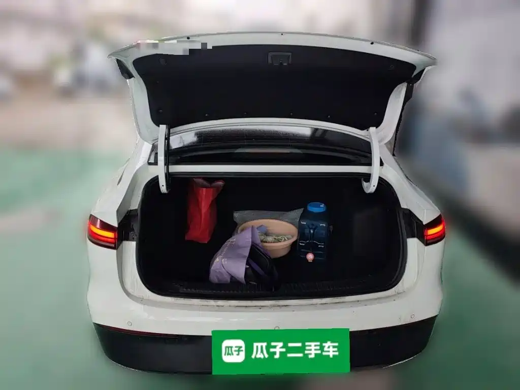 Roewe D6 — миниатюра 16