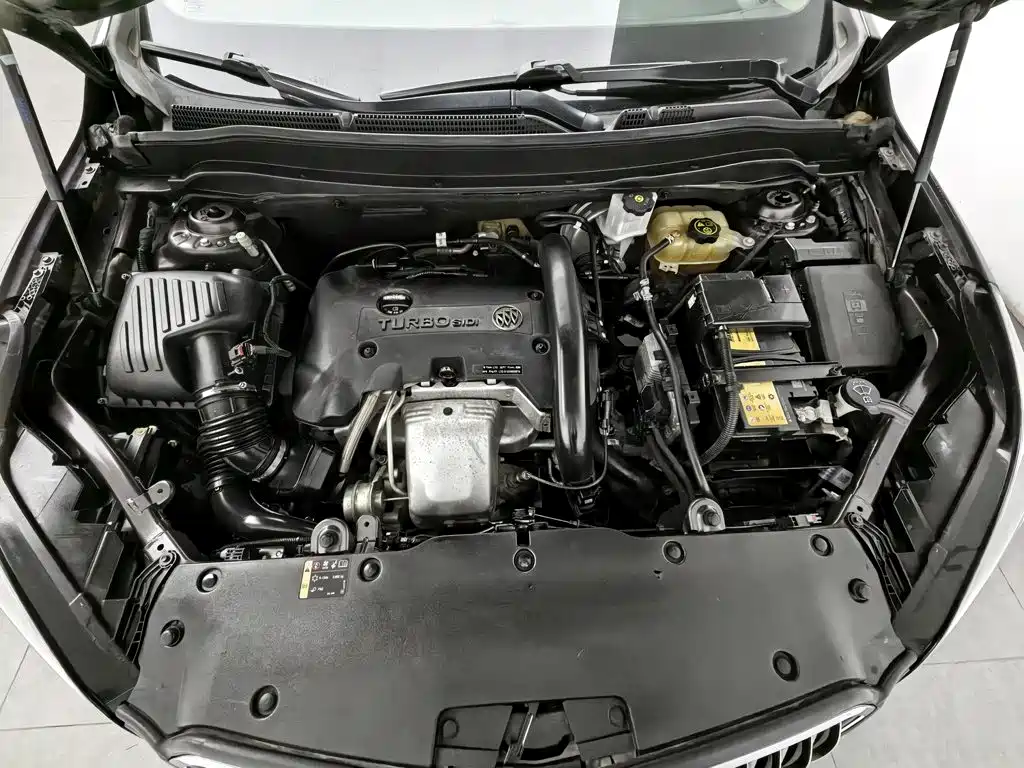 Buick Envision Plus — миниатюра 6
