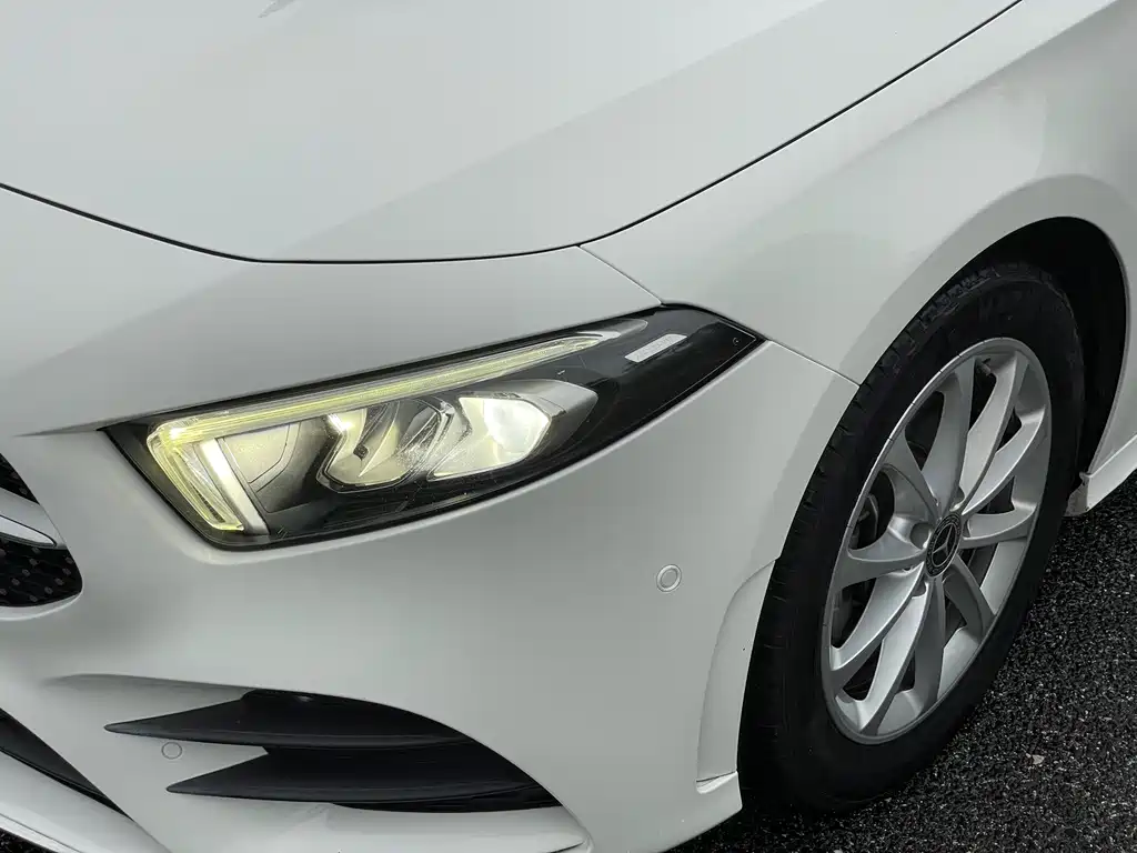 Mercedes-Benz A-Class — миниатюра 11