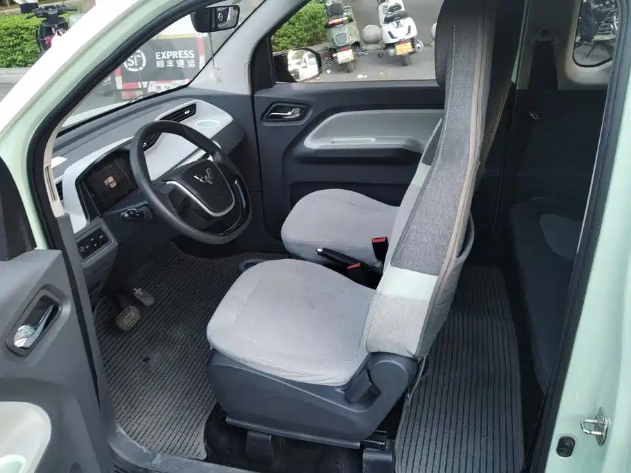 Wuling MINIEV — миниатюра 9