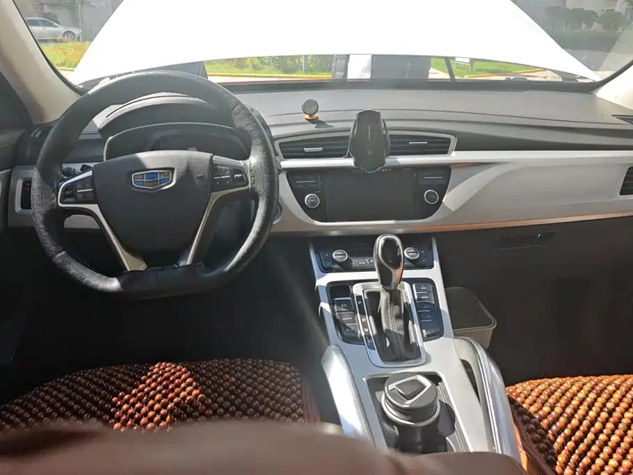 Geely Boyue — миниатюра 12