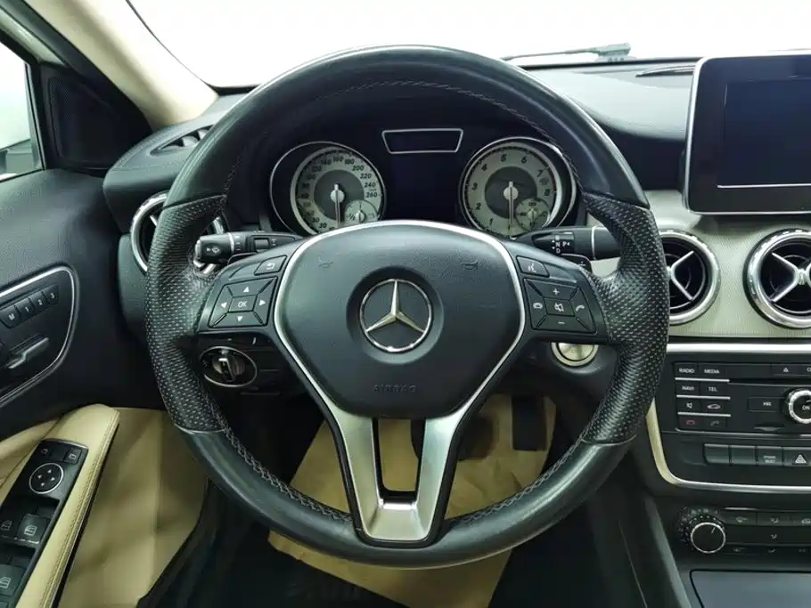 Mercedes-Benz GLA — миниатюра 15
