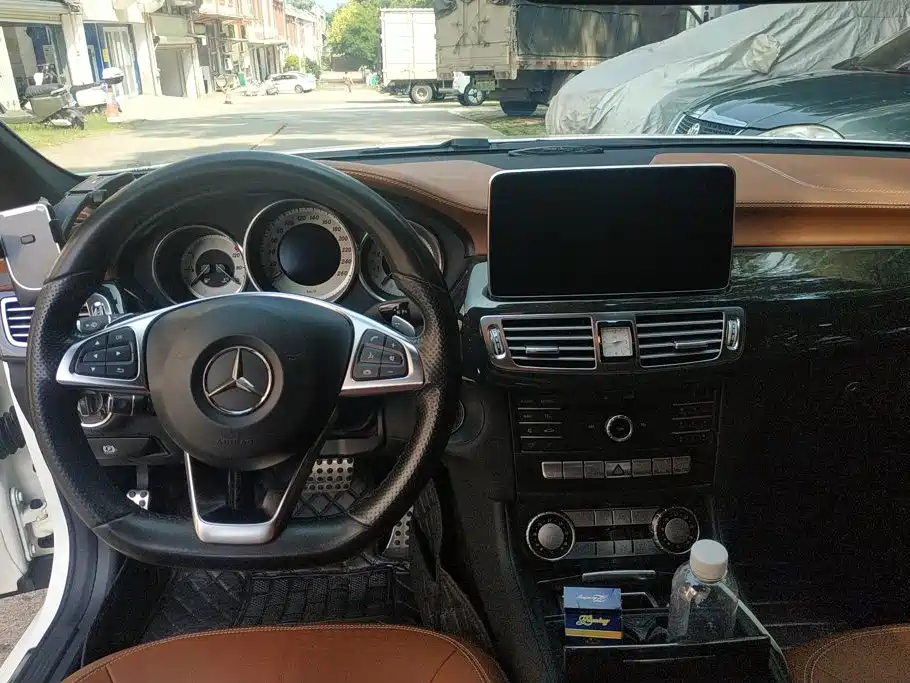 Mercedes-Benz CLS — миниатюра 16