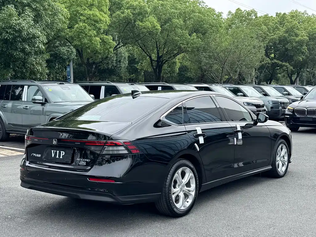 Honda Accord — миниатюра 22