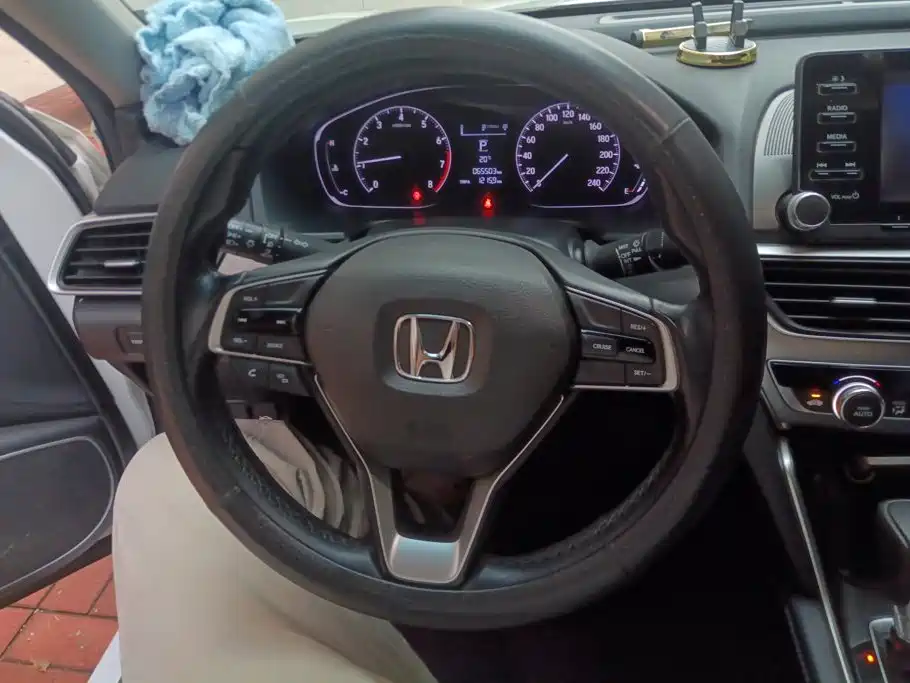 Honda Accord — миниатюра 15
