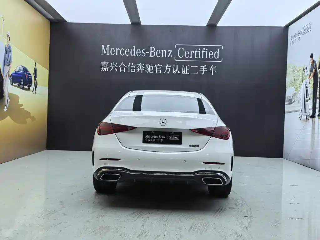 Mercedes-Benz C-Class — миниатюра 6