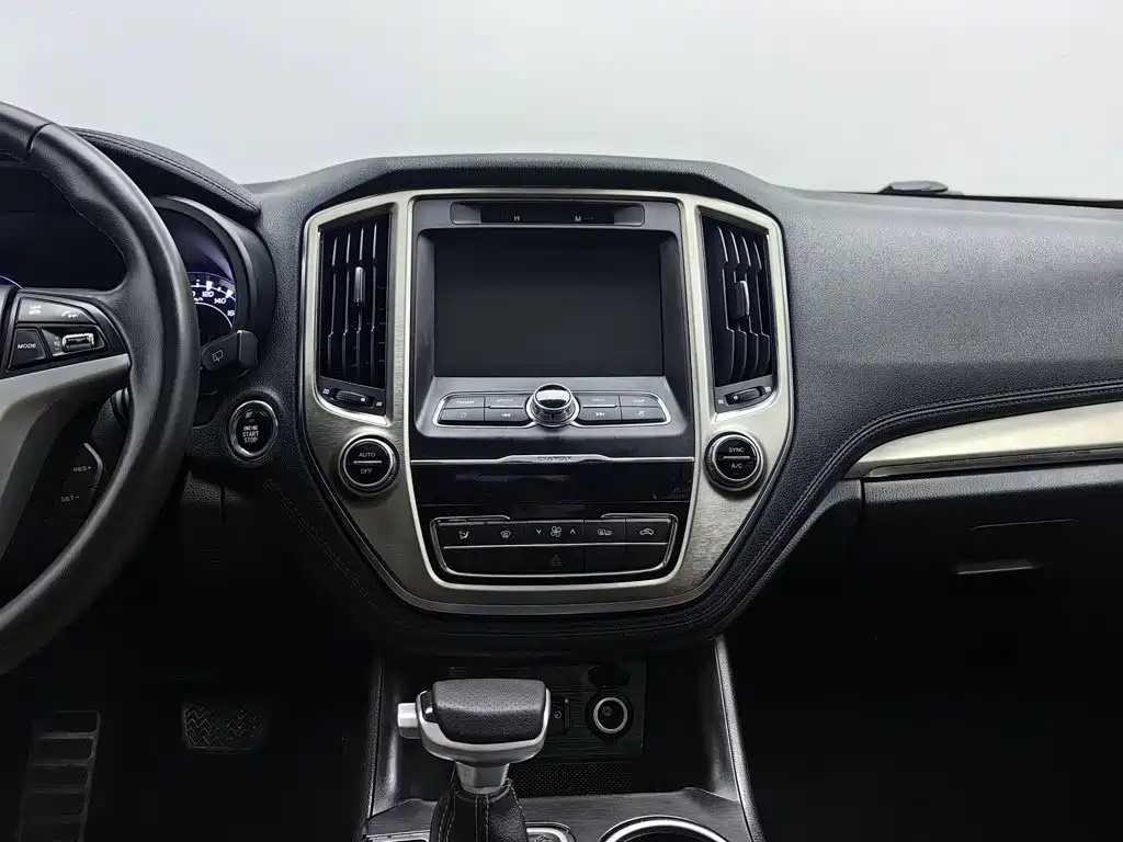 Changan CS95 — миниатюра 12