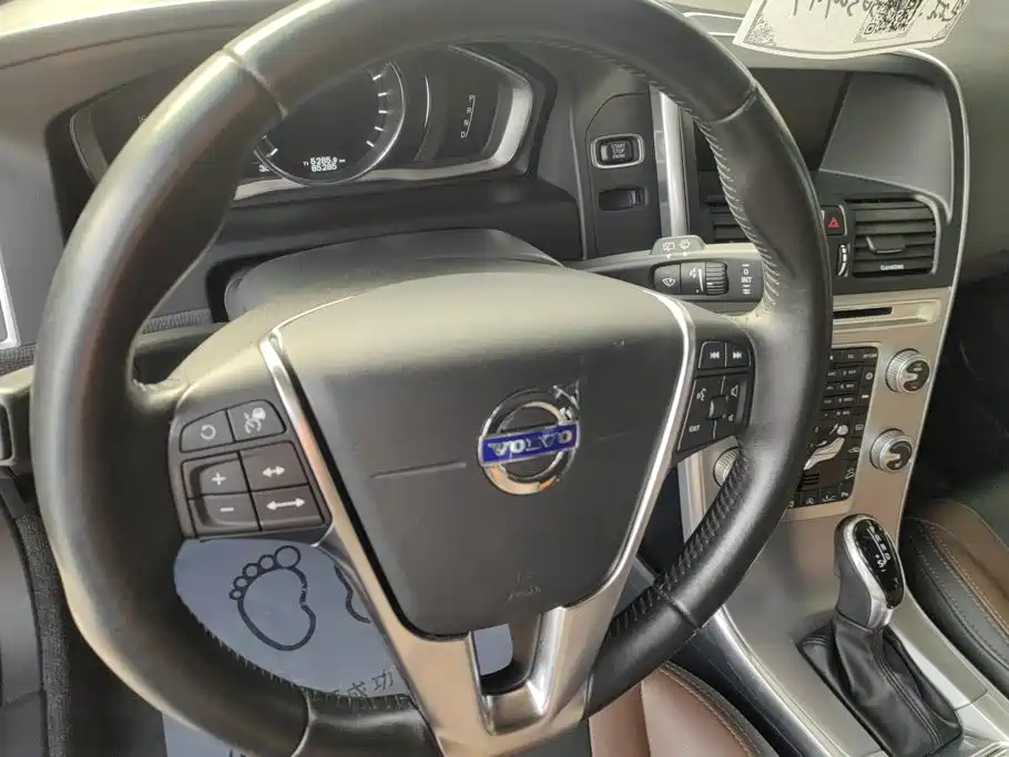 Volvo XC60 — миниатюра 15