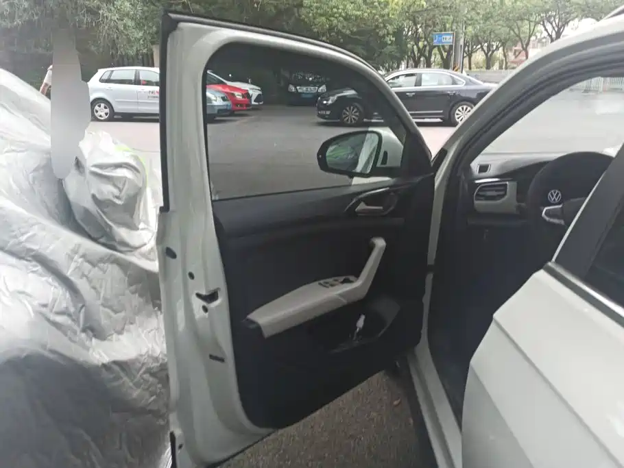 Volkswagen Tharu — миниатюра 7