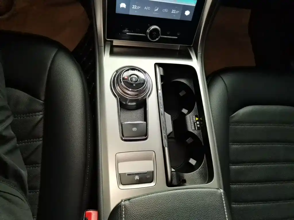 Ford Mondeo — миниатюра 14