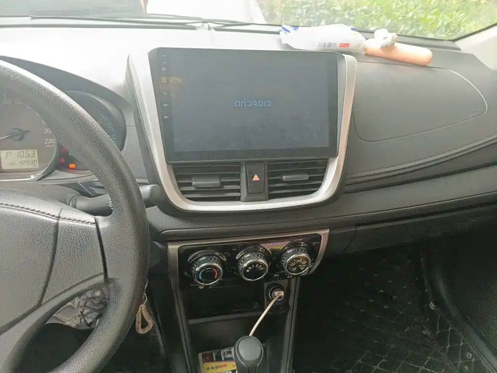 Toyota Yaris L — миниатюра 14