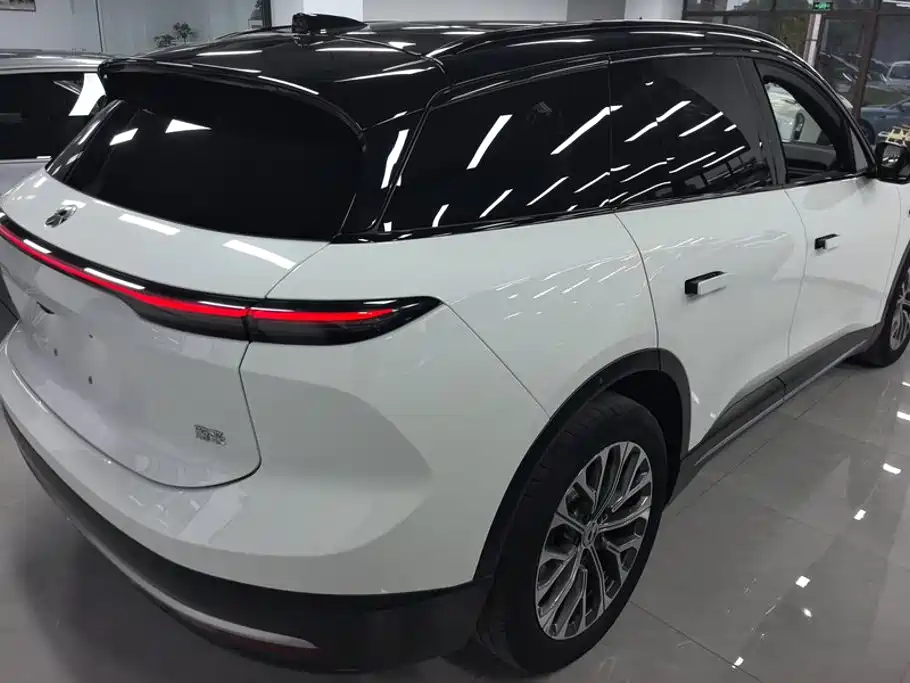 NIO ES6 — миниатюра 3