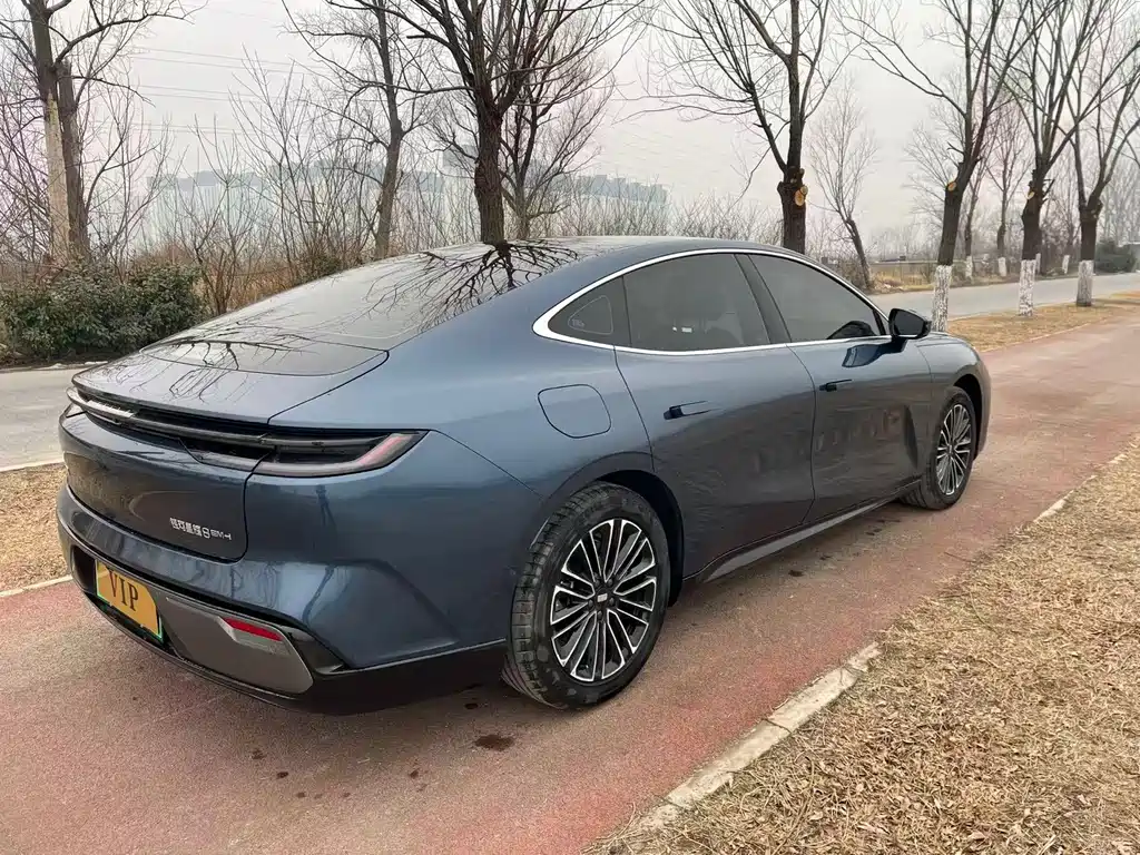 GEELY GALAXY GALAXY SPARKLE 8