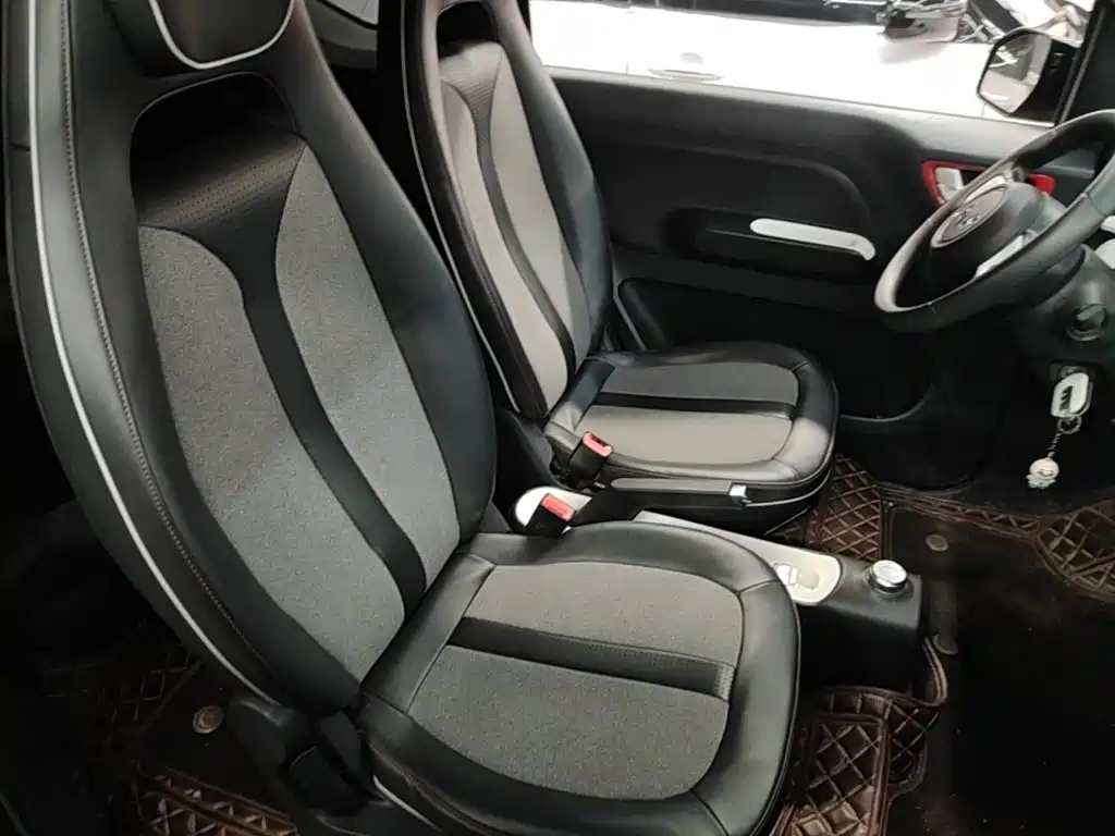 Wuling MINIEV — миниатюра 25