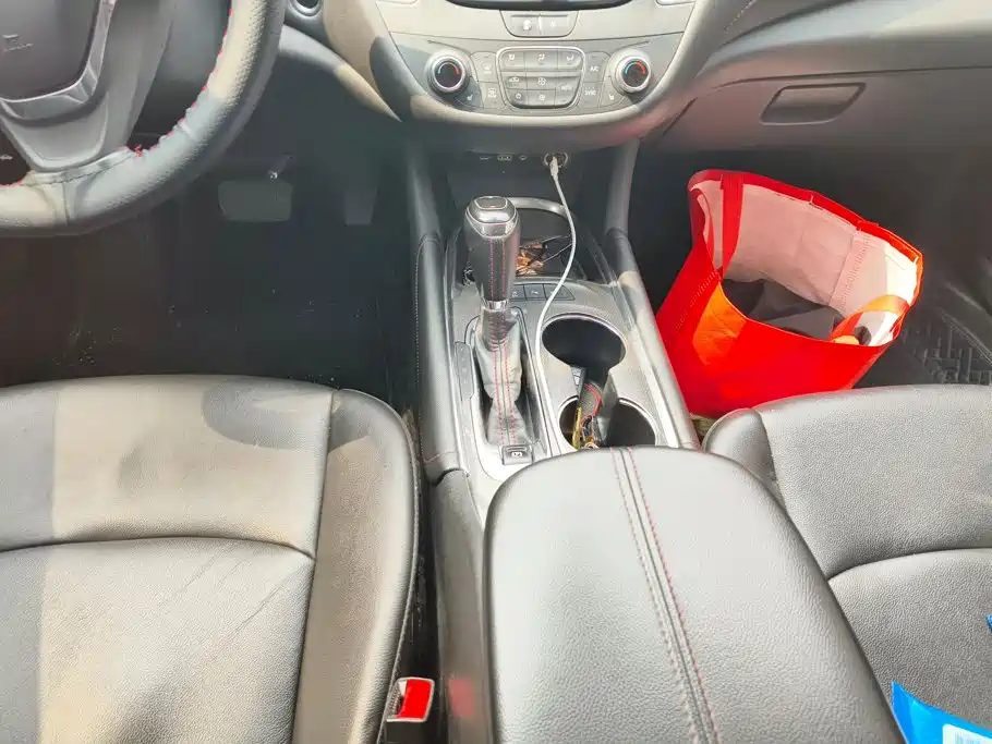 Chevrolet Malibu XL — миниатюра 16