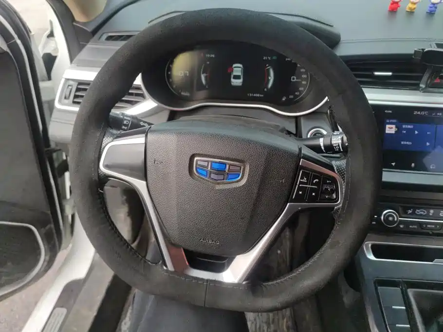 Geely Emgrand — миниатюра 15