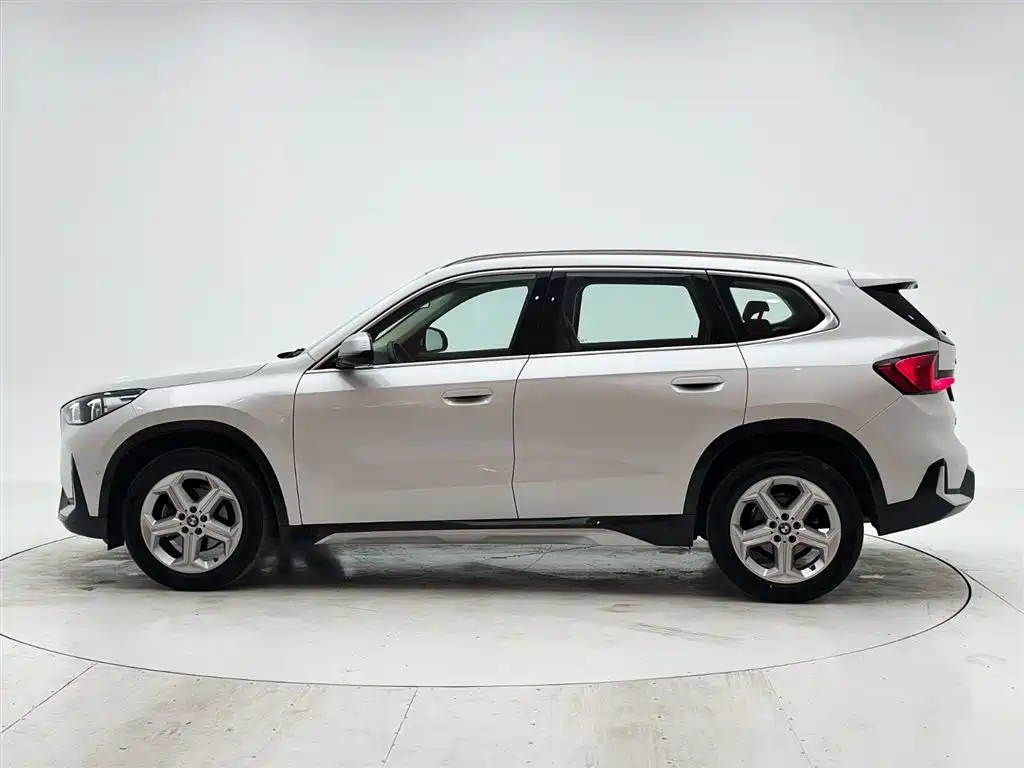 BMW X1 2023 sDrive20Li X