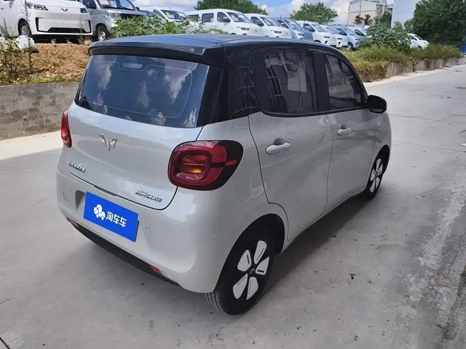 Wuling MINIEV — миниатюра 3