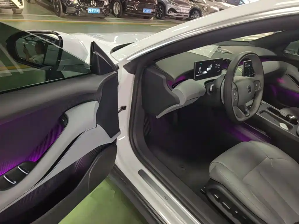 NIO ET5T — миниатюра 16