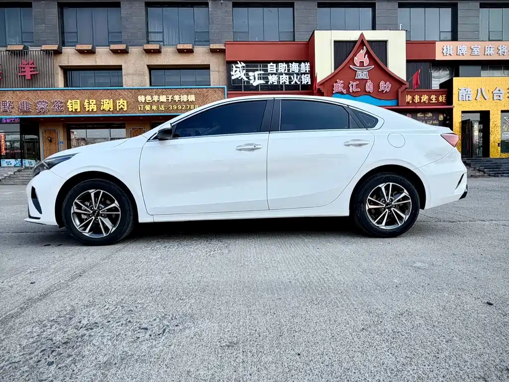 Kia K3 2023 1.5L CVT Luxury