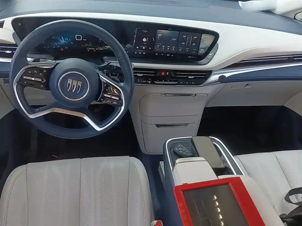 Buick Century 2023 2.0T мест