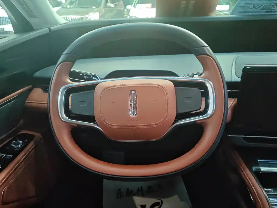 Lincoln Nautilus — миниатюра 15