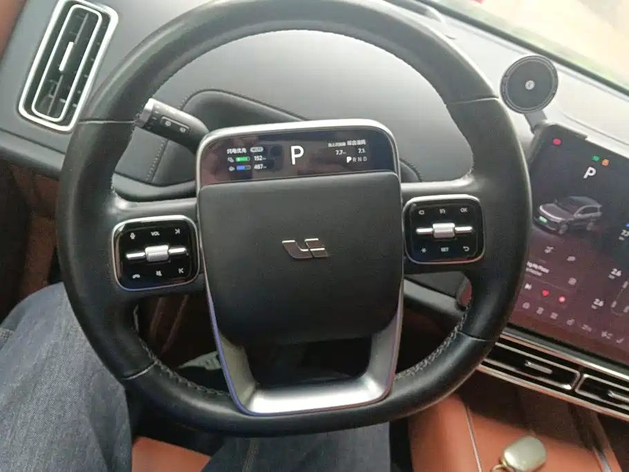 Li Auto Li L8 — миниатюра 15