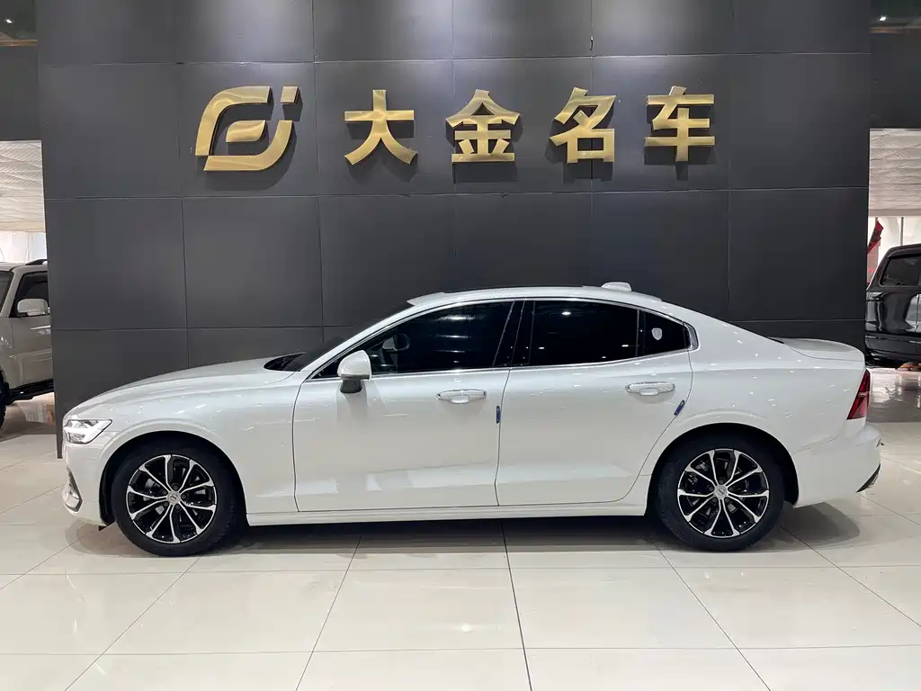 Volvo S60
