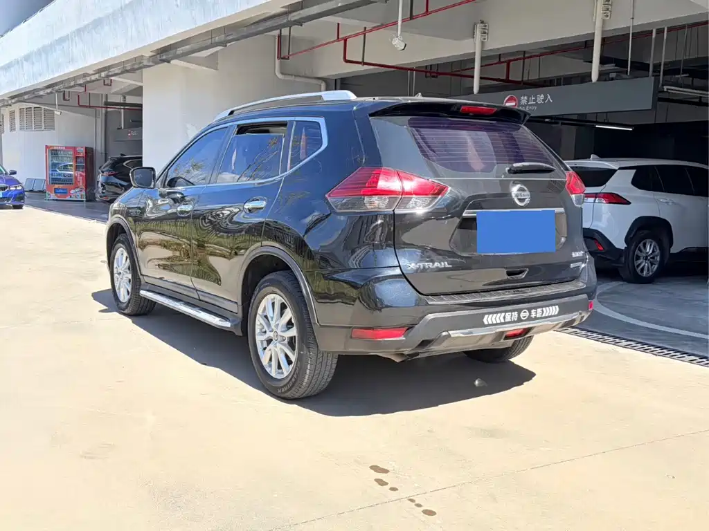 Nissan X-Trail — миниатюра 6