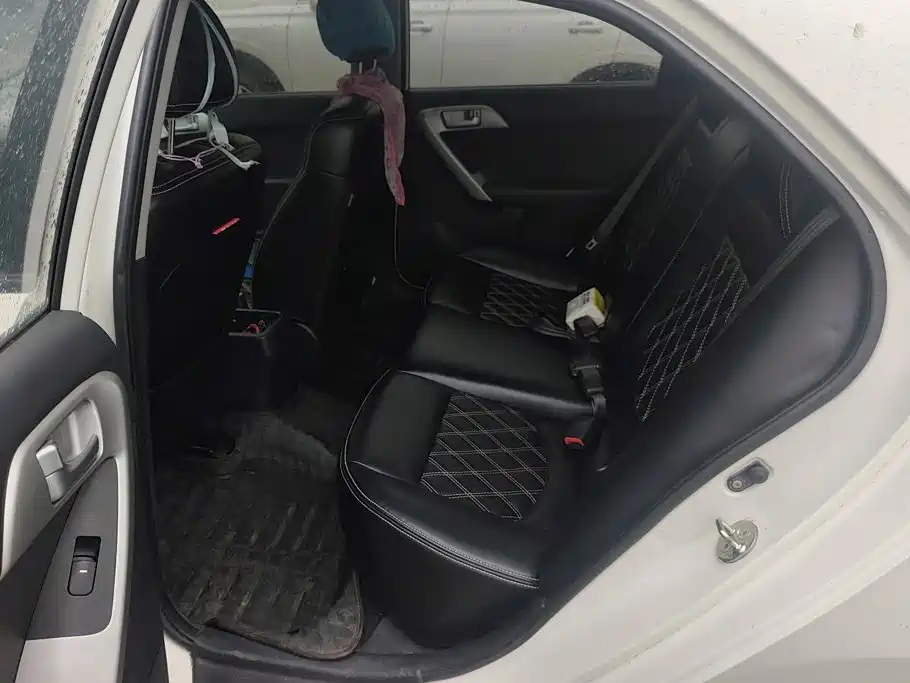 Kia Forte — миниатюра 11