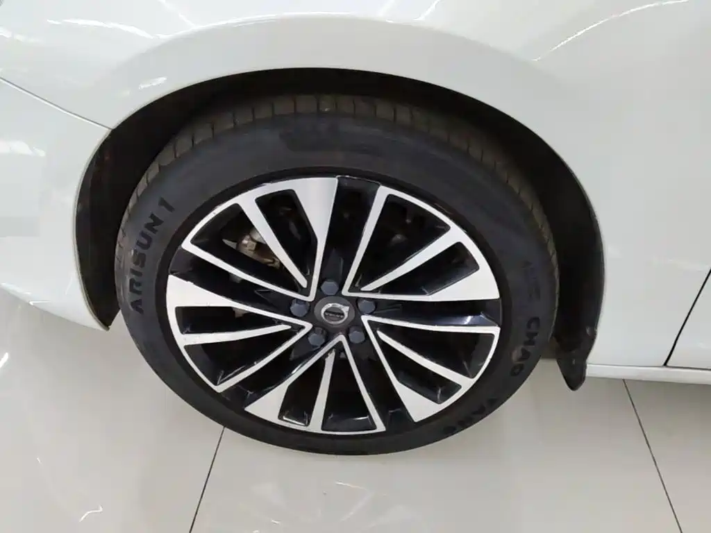 Volvo S60 — миниатюра 23