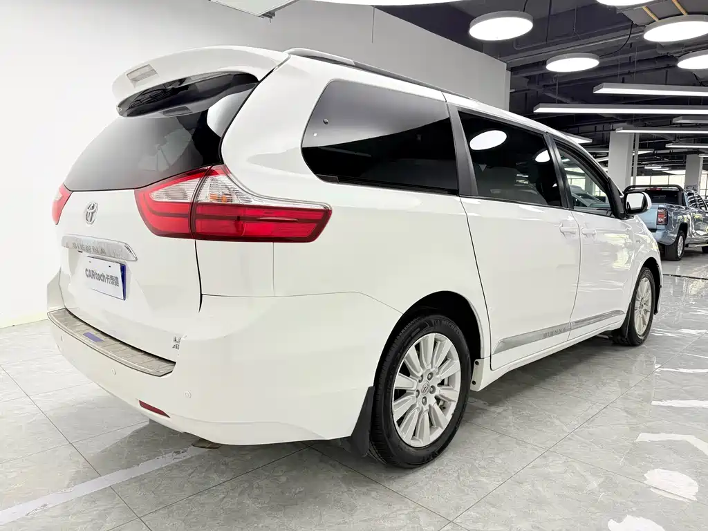 Toyota Sienna 2017 3.5L