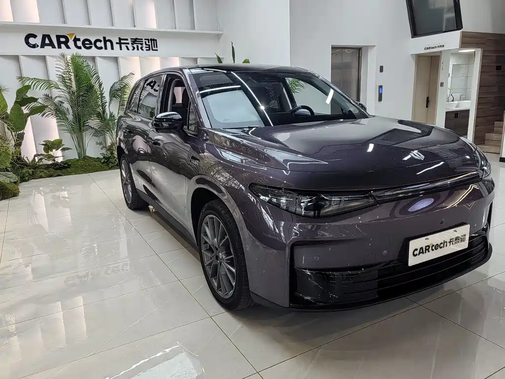 Leapmotor Leapmotor C10 — миниатюра 3