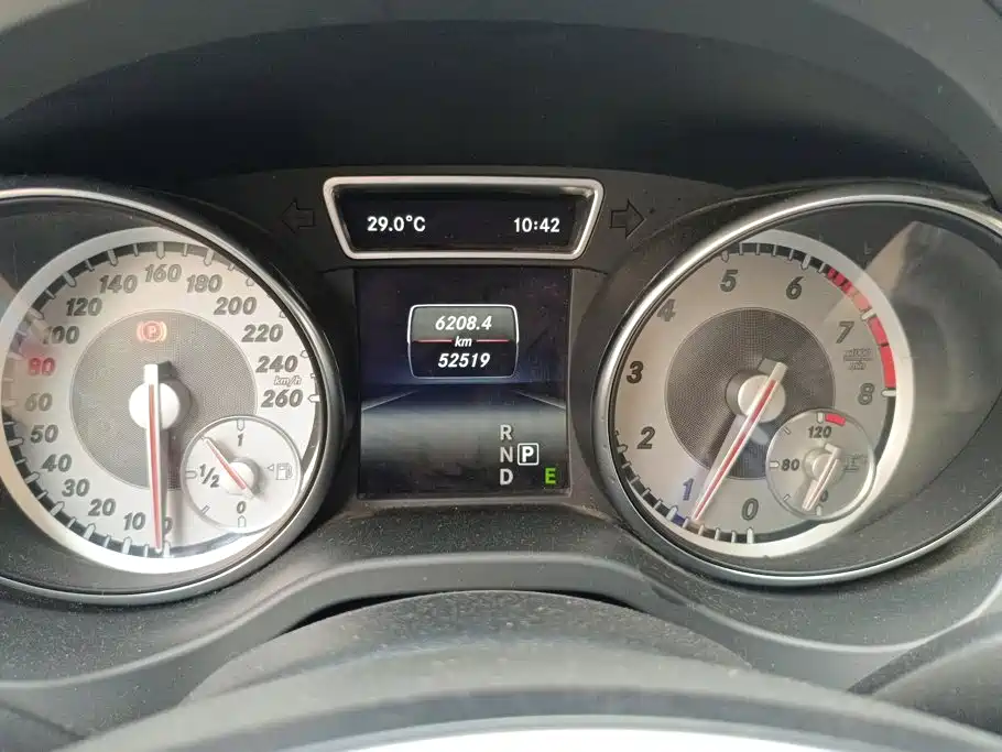 Mercedes-Benz GLA — миниатюра 14