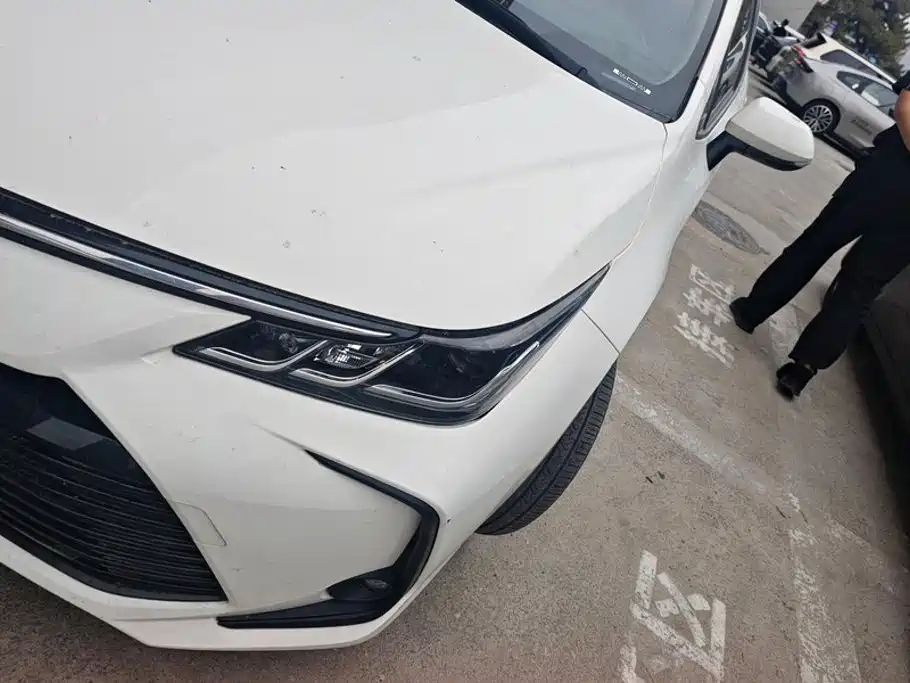 Toyota Corolla — миниатюра 5