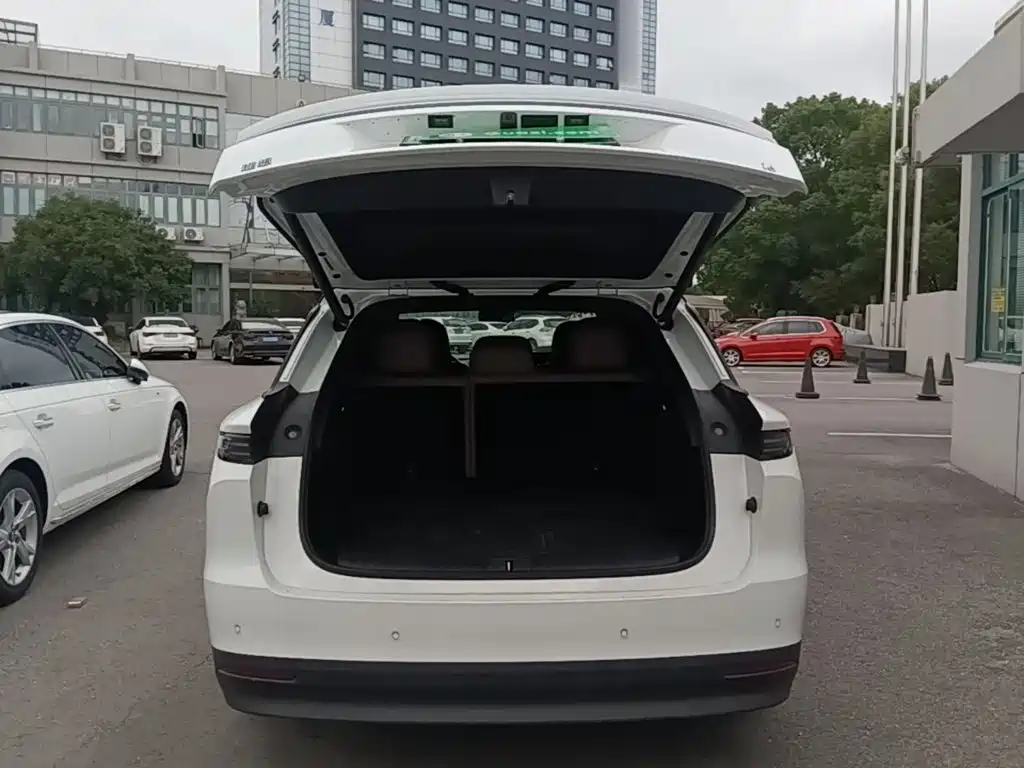 Li Auto Li i6 — миниатюра 19