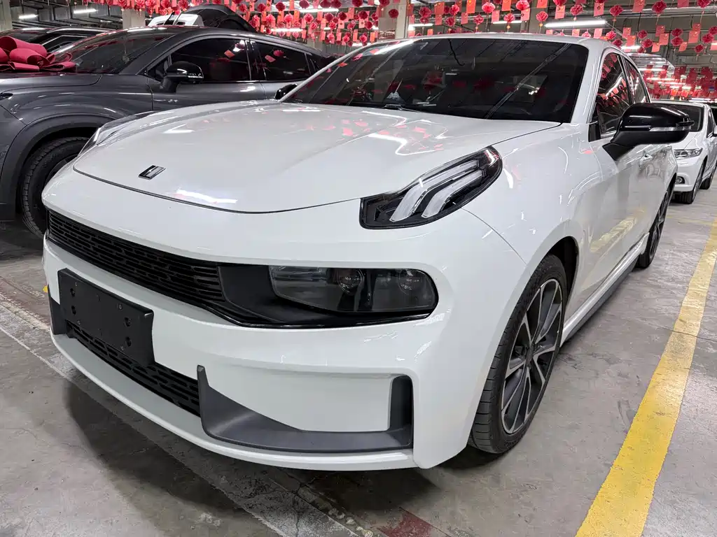 Lynk & Co 03 2020