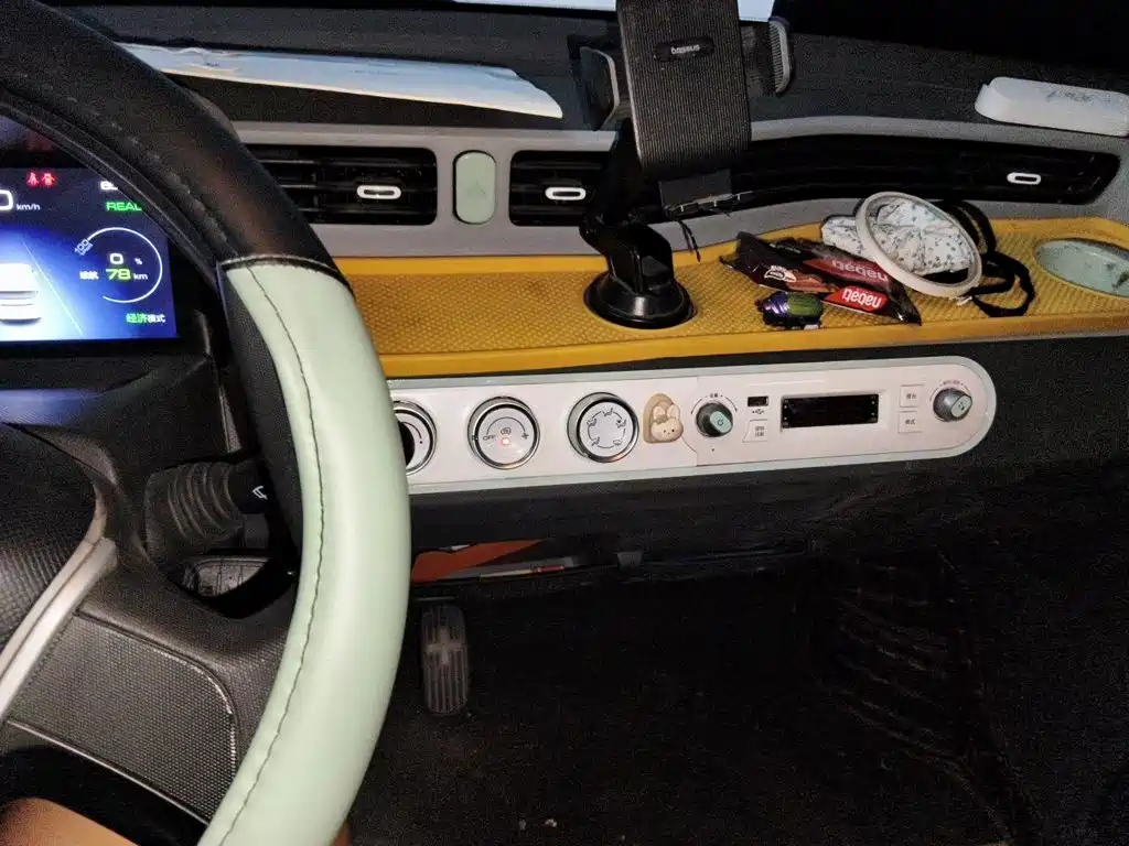 Wuling MINIEV — миниатюра 14
