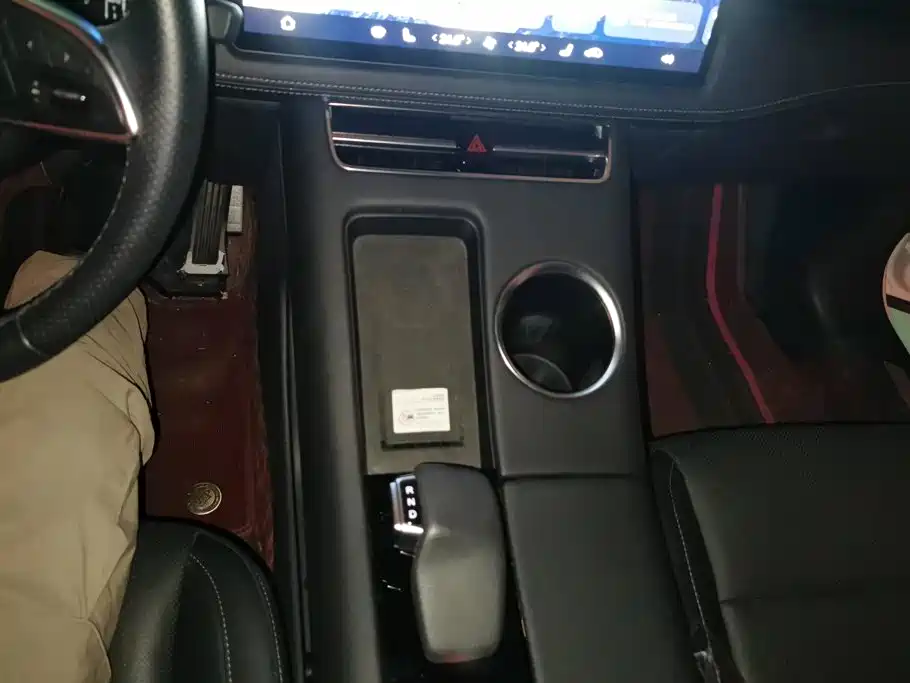 AITO AITO M5 — миниатюра 16