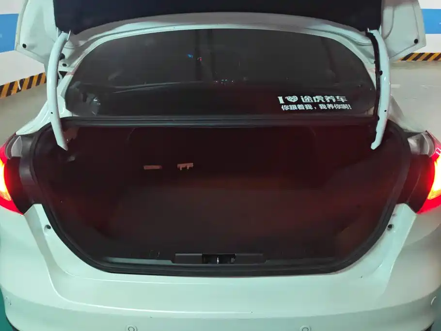 Ford Focus — миниатюра 4