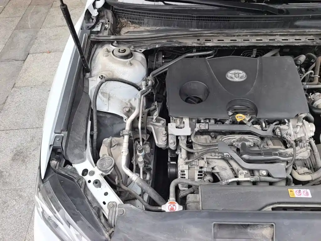 Toyota Camry — миниатюра 20