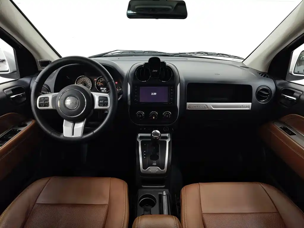 Jeep Compass (Import) — миниатюра 5