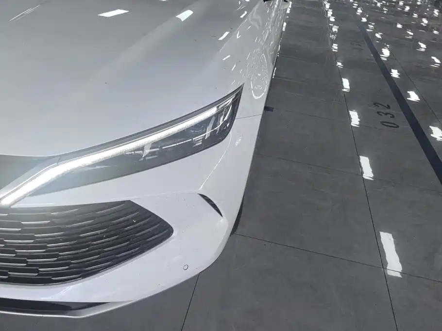BYD Qin L — миниатюра 5