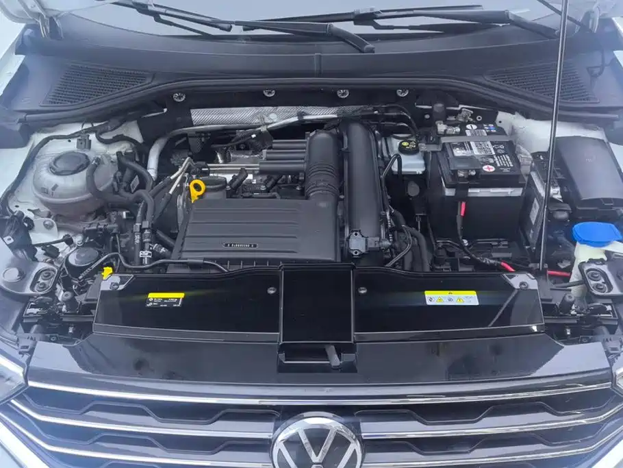 Volkswagen T-Roc — миниатюра 10